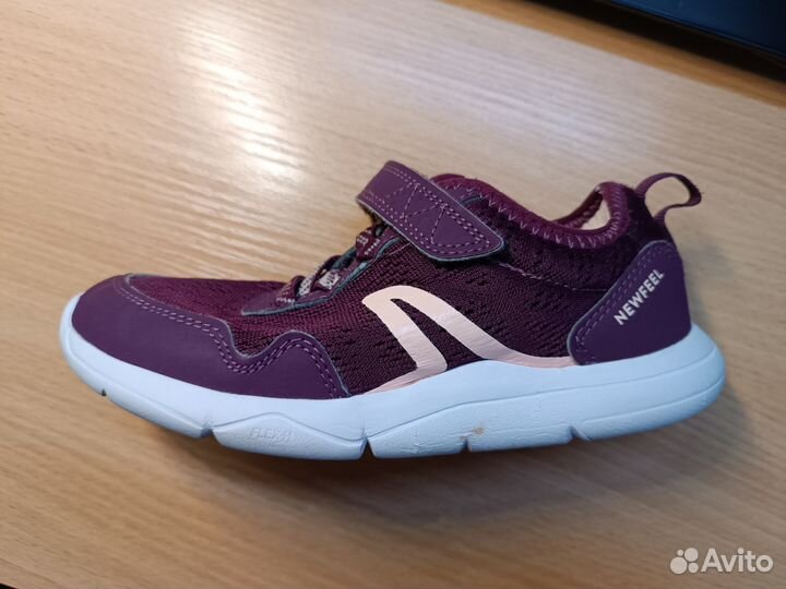 Кроссовки детские 32 размер decathlon, +шлепанцы