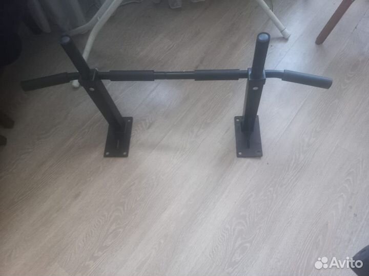 Скамья для пресса +турник настенный