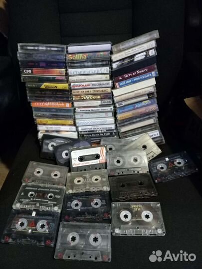 Аудиокассеты. 159 штук