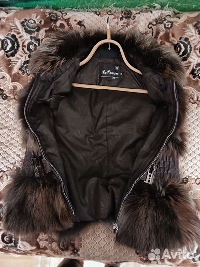 Жилетка женская меховая
