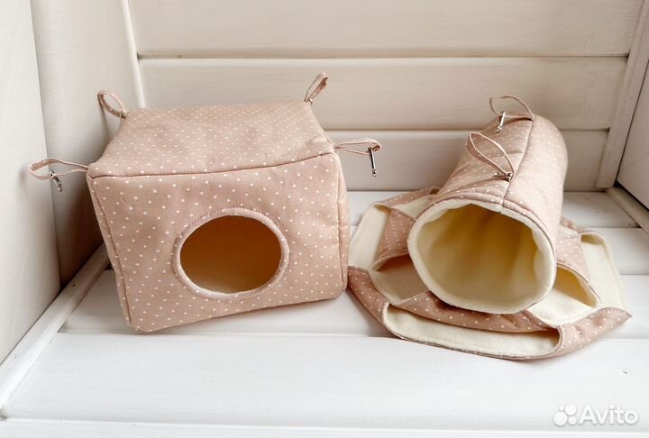 Гамаки, домики, лежанки для крыс