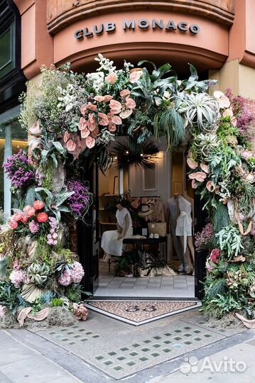 Украшение витрин, оформление входной группы,дизайн