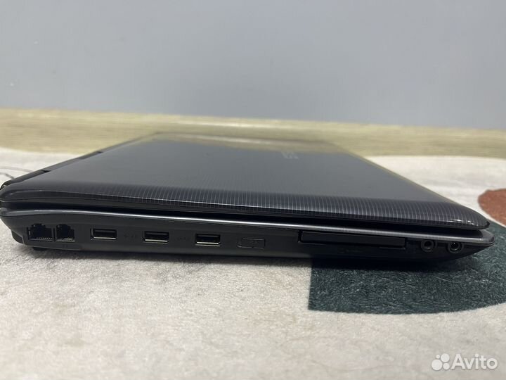 Ноутбук asus pro61z