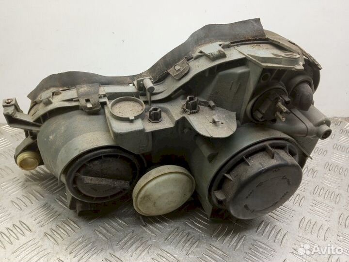Фара mercedes-benz CLK W208 (1997-2002)