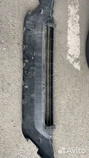 Решётка в бампер Toyota Rav4