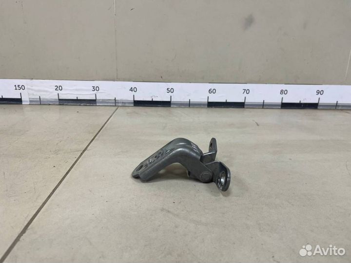 Петля двери задней левой нижняя Kia Rio 4 FB 2017