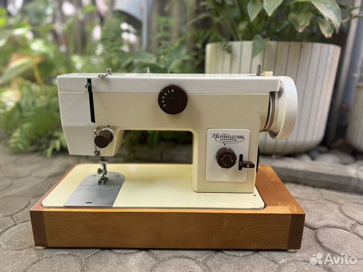 Швейная машина чайка 134