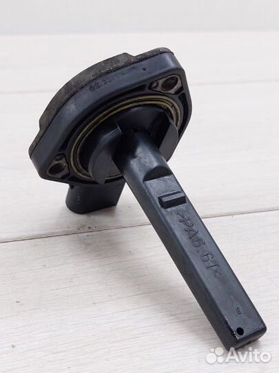 Датчик уровня масла в двигателе Bmw X5 E53 3.0D