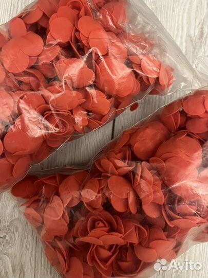 Розы из фоамирана, 4-5 см