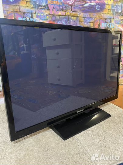 Телевизор samsung