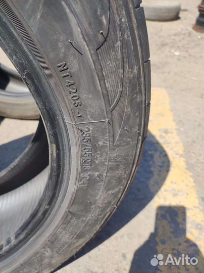 Nitto NT420S 235/55 R18 104