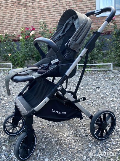 Прогулочная коляска luxmom