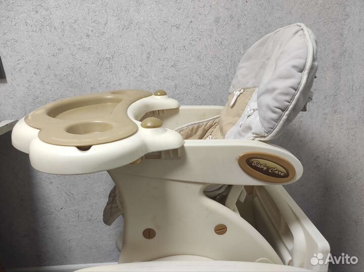 Стульчик для кормления Baby Care