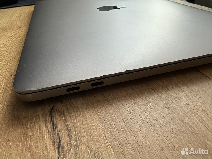 Macbook pro 13 m1