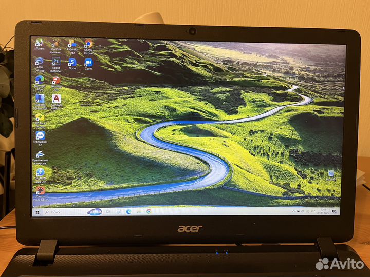 Acer ES1-572