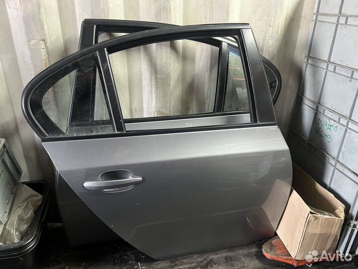 Дверь задняя правая BMW E60 E61 A08