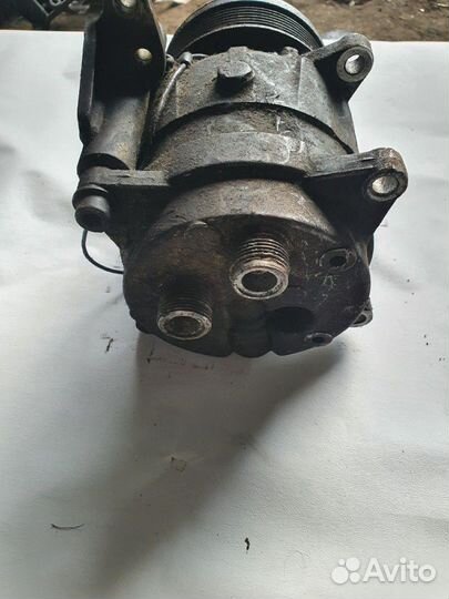 Компрессор конд. Volkswagen Passat B4 94-97г