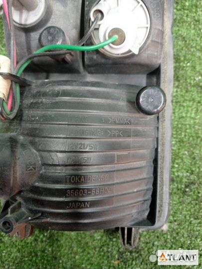 Стоп-сигнал задний левый nissan NV100 clipper