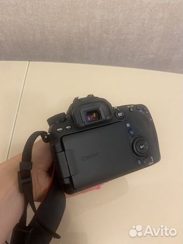 Зеркальный фотоаппарат Canon 70D + объектив объявление продам
