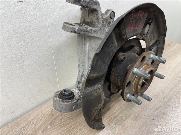 Кулак поворотный задний левый Hyundai Santa Fe 4