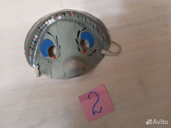 Карнавальные маски(папье-маше) 2шт