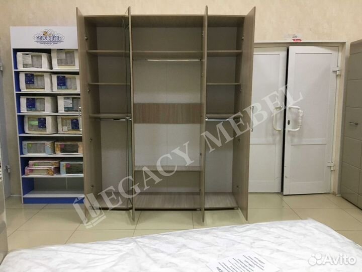 Шкаф для одежды 