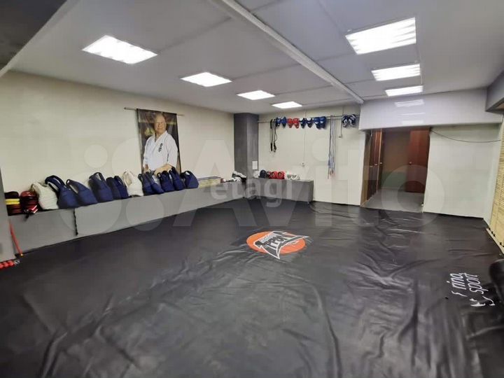 Продам офисное помещение, 197 м²