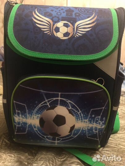 Школьный рюкзак