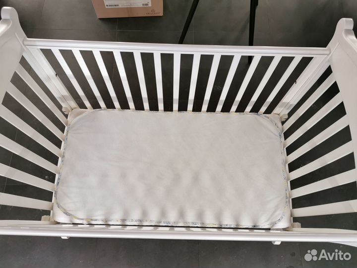 Продам детскую кроватку