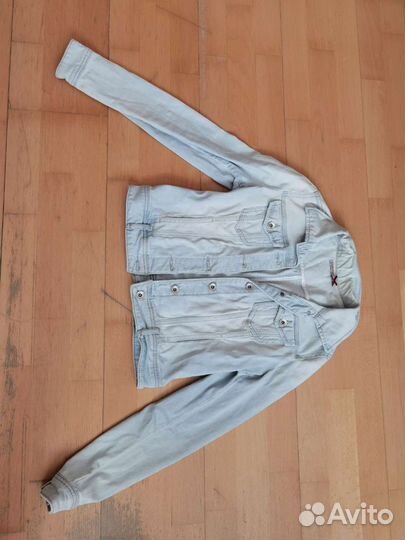 Джинсовая куртка женская