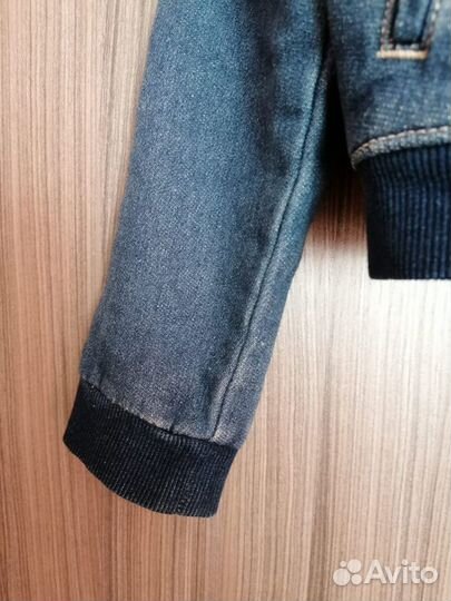 Джинсовая куртка levis