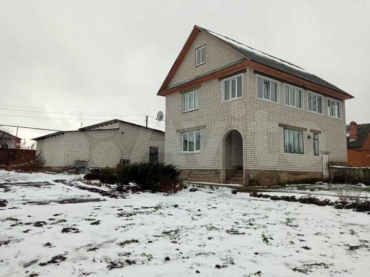 Дом 128 м² на участке 10 сот.