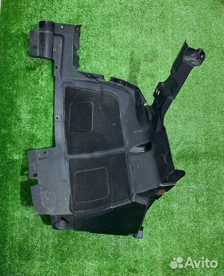 Подкрылок передний правый Bmw X5 F15 N57D30B 4.0D