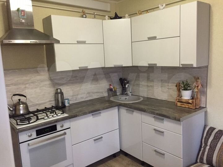 2-к. квартира, 58 м², 3/9 эт.