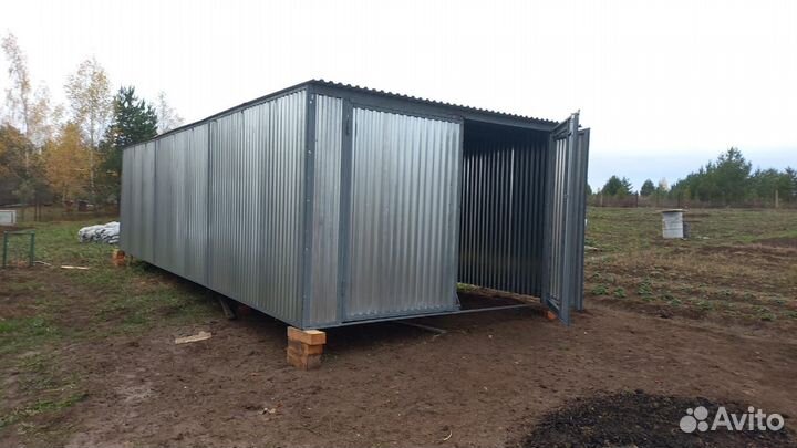 Хозблок /Гараж из волнового профиля