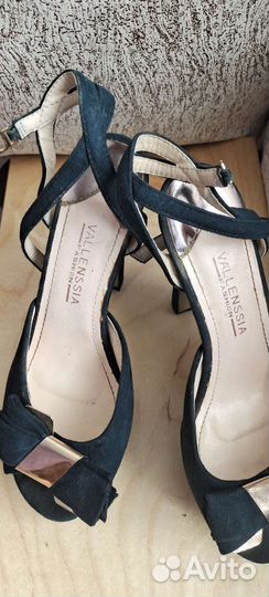 Босоножки 37