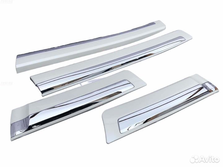 Молдинги дверей Toyota Land Cruiser 200 A3543