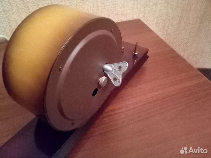 Часы механические 