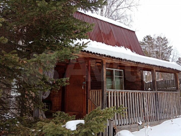 Дом 38 м² на участке 9 сот.