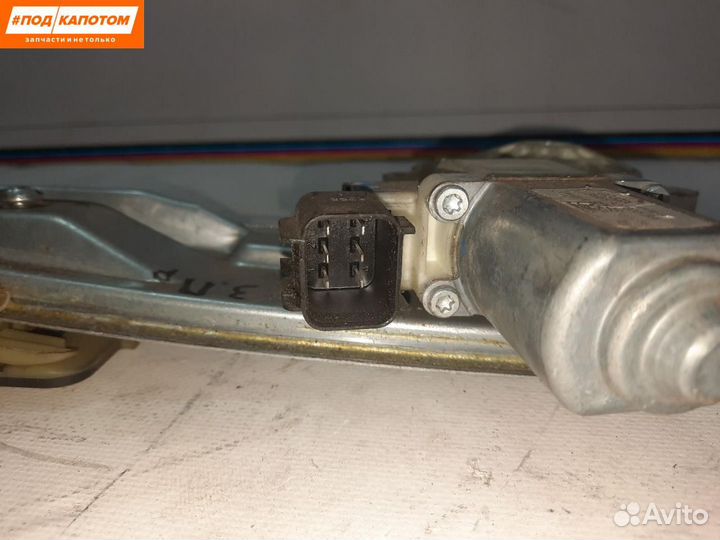 Стеклоподъемник задний правый Ford Focus 3