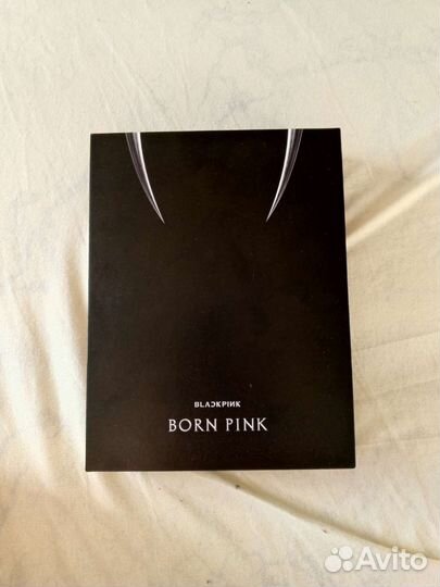 Музыкальный диск группы blackpink