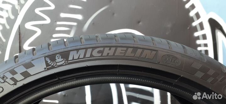 Michelin Pilot Sport 3 245/35 R20 и 275/30 R20