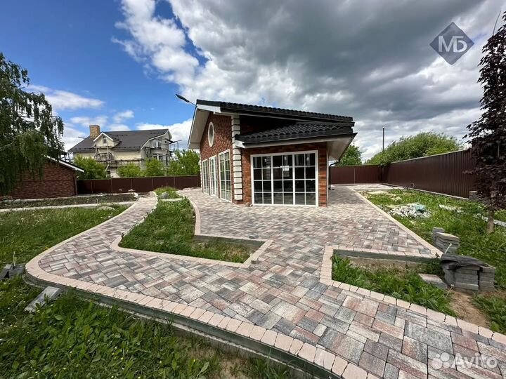 Укладка тротуарной плитки / брусчатки / Под ключ