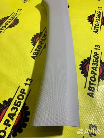 Накладка стойки передняя правая Kia Rio FB 1.6