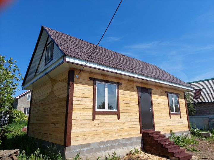 Дом 105 м² на участке 5 сот.