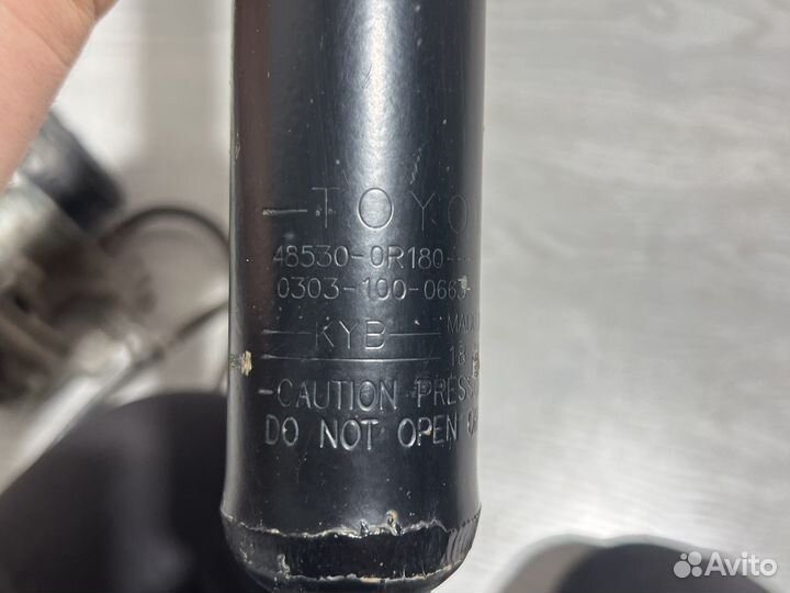 Toyota Rav4 xa50 амортизатор задний