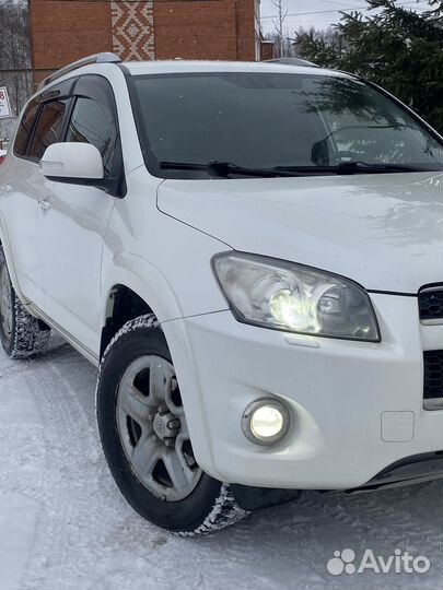 Toyota RAV4 2.4 AT, 2011, 239 000 км