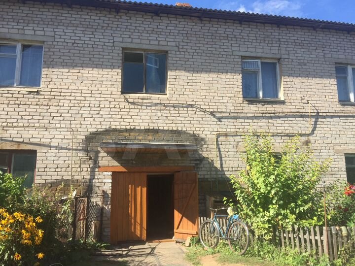 2-к. квартира, 45 м², 1/2 эт.