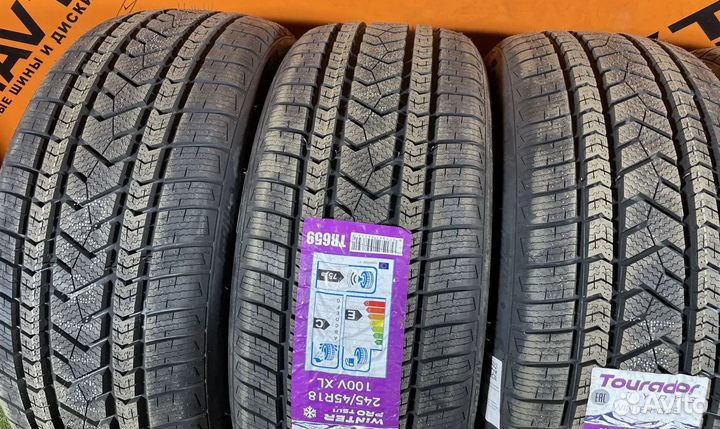 Tourador Winter Pro TSU1 245/45 R18 и 275/40 R18 33T
