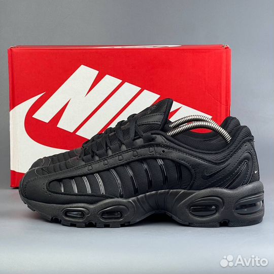 Nike Air Max Tailwind 4
